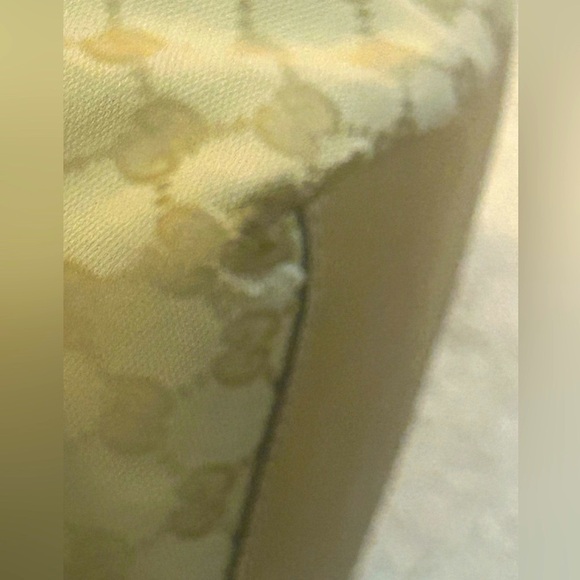 Low Start Gucci GG Bucket Bag Monogram Neutral Canvas - Picture 11 of 16